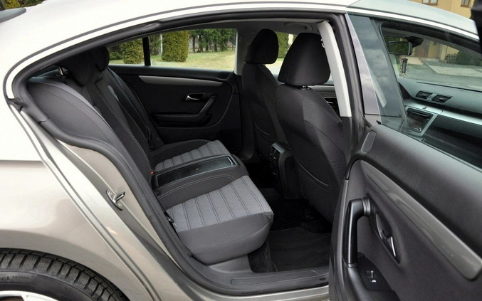 Volkswagen Passat CC cena 31900 przebieg: 247214, rok produkcji 2010 z Gołańcz małe 781